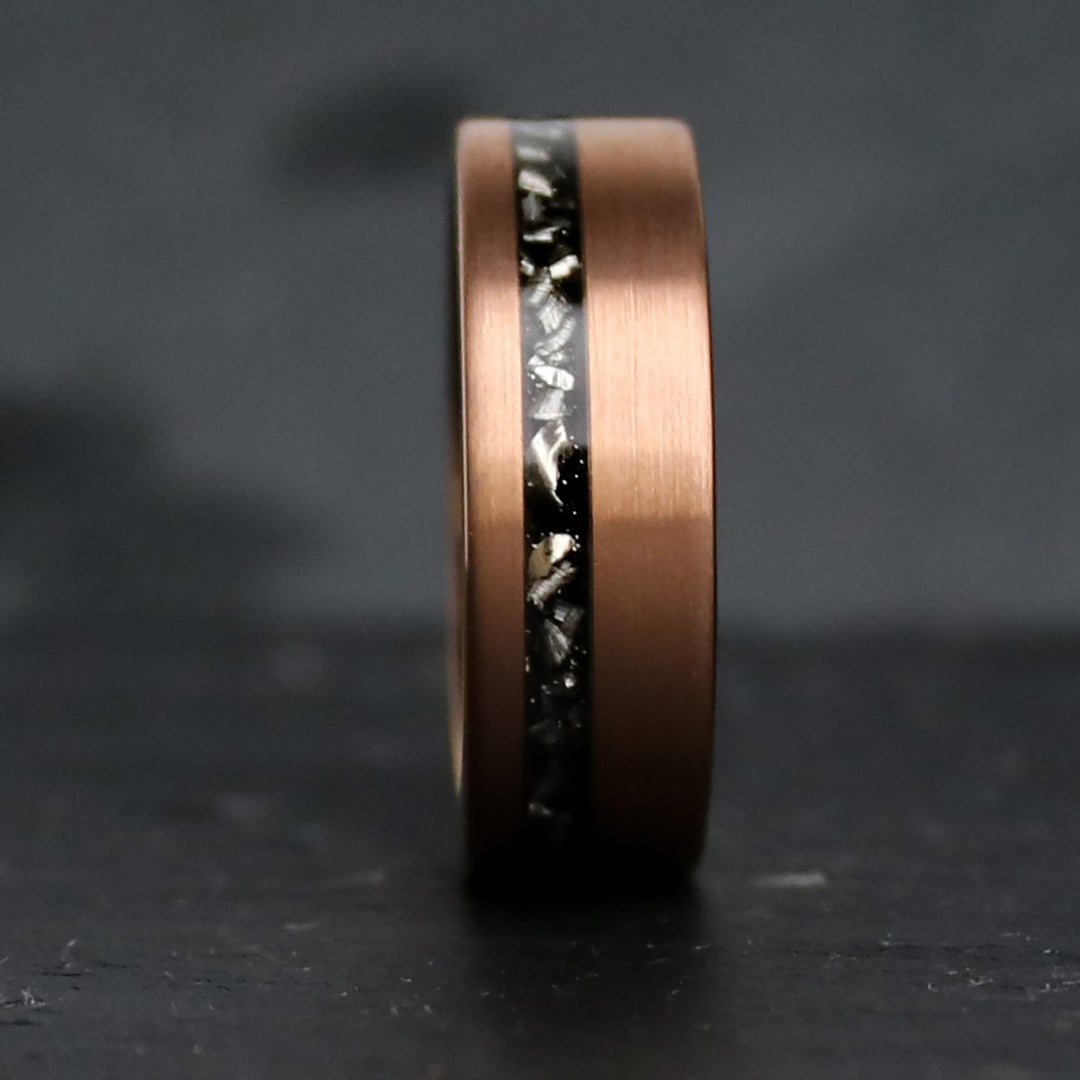 Meteorite and rose gold wedding band photos - Weddingsavor.com