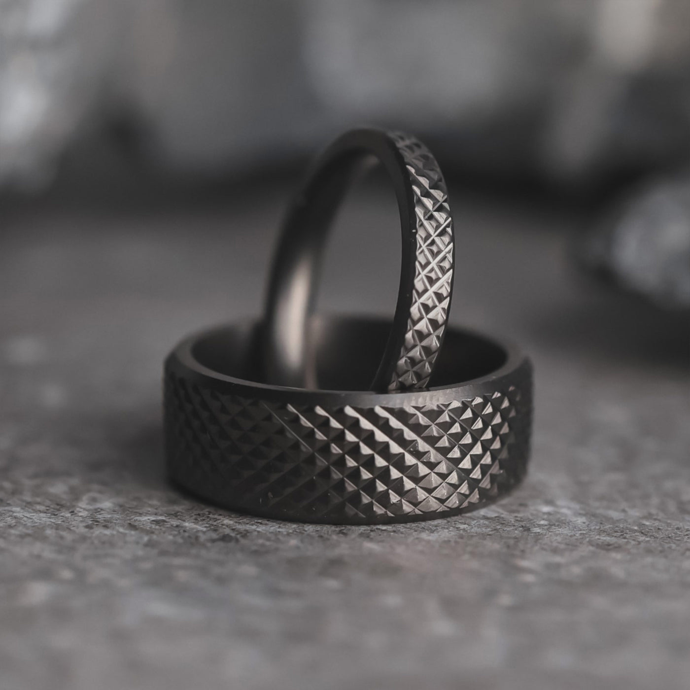 The Barbell | Fitness Wedding Ring Set | Thorum