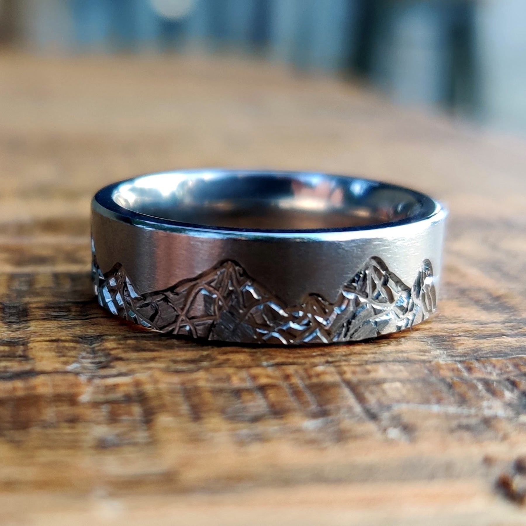 The Rocky Top | Mountain Range Ring, Men's Wedding Bands | Thorum