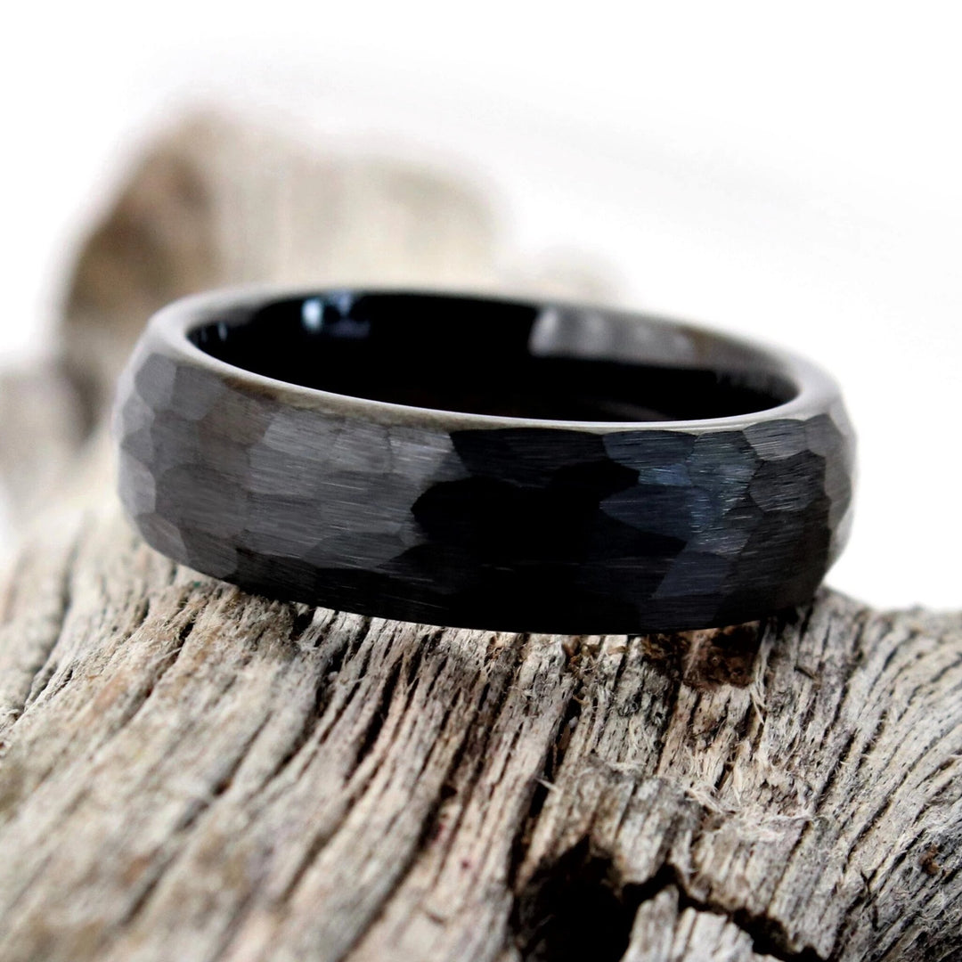 The Saga Black Hammered Ring Thorum