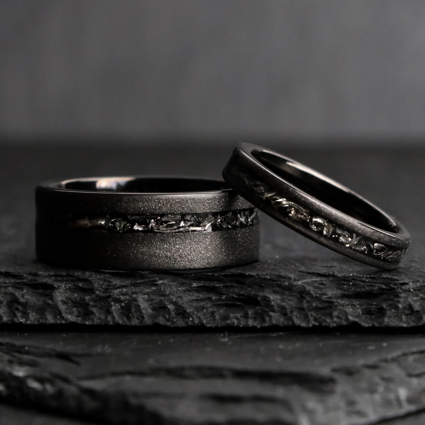 Black Meteorite Set Meteorite Wedding Rings Thorum